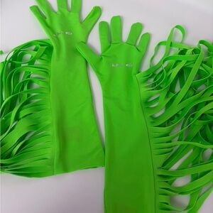 Ruban Noir Paris Green Fringe Gloves